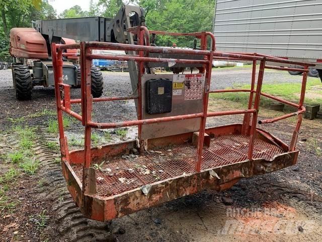 SkyJack SJ66T Nacele compacte autopropulsante
