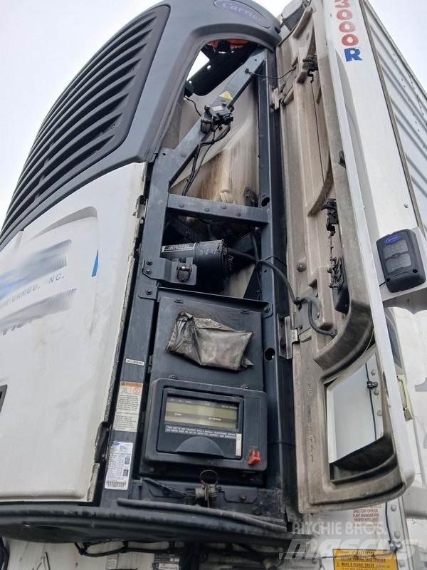Utility 3000R Remorci transport vehicule