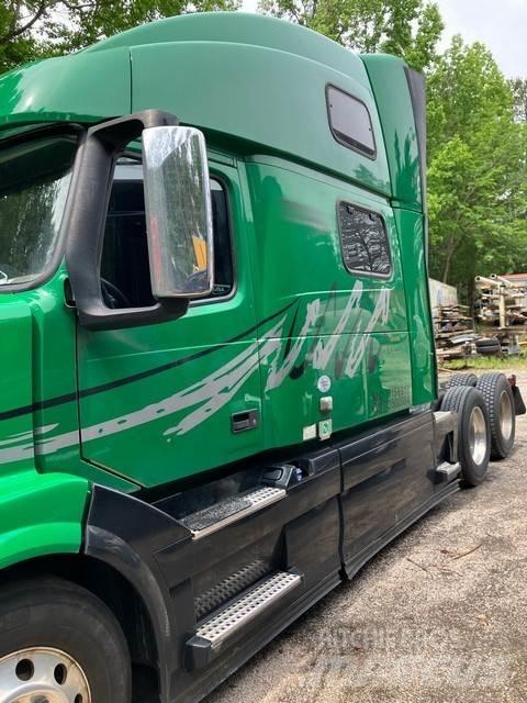 Volvo T780 Autotractoare