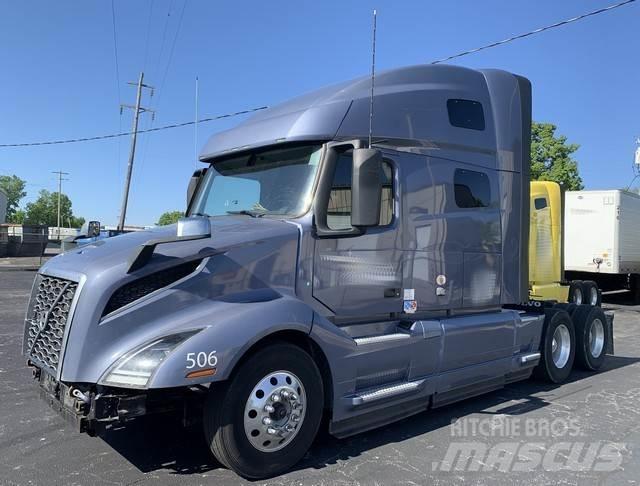 Volvo VNL 760 Autotractoare