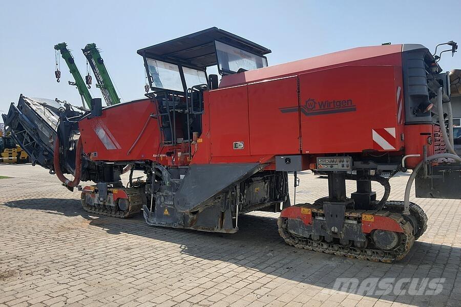 Wirtgen W 250 Utilaje asfalt cu freze reci