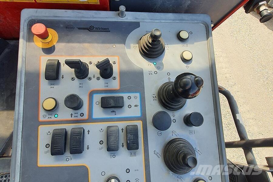 Wirtgen W 250 Utilaje asfalt cu freze reci