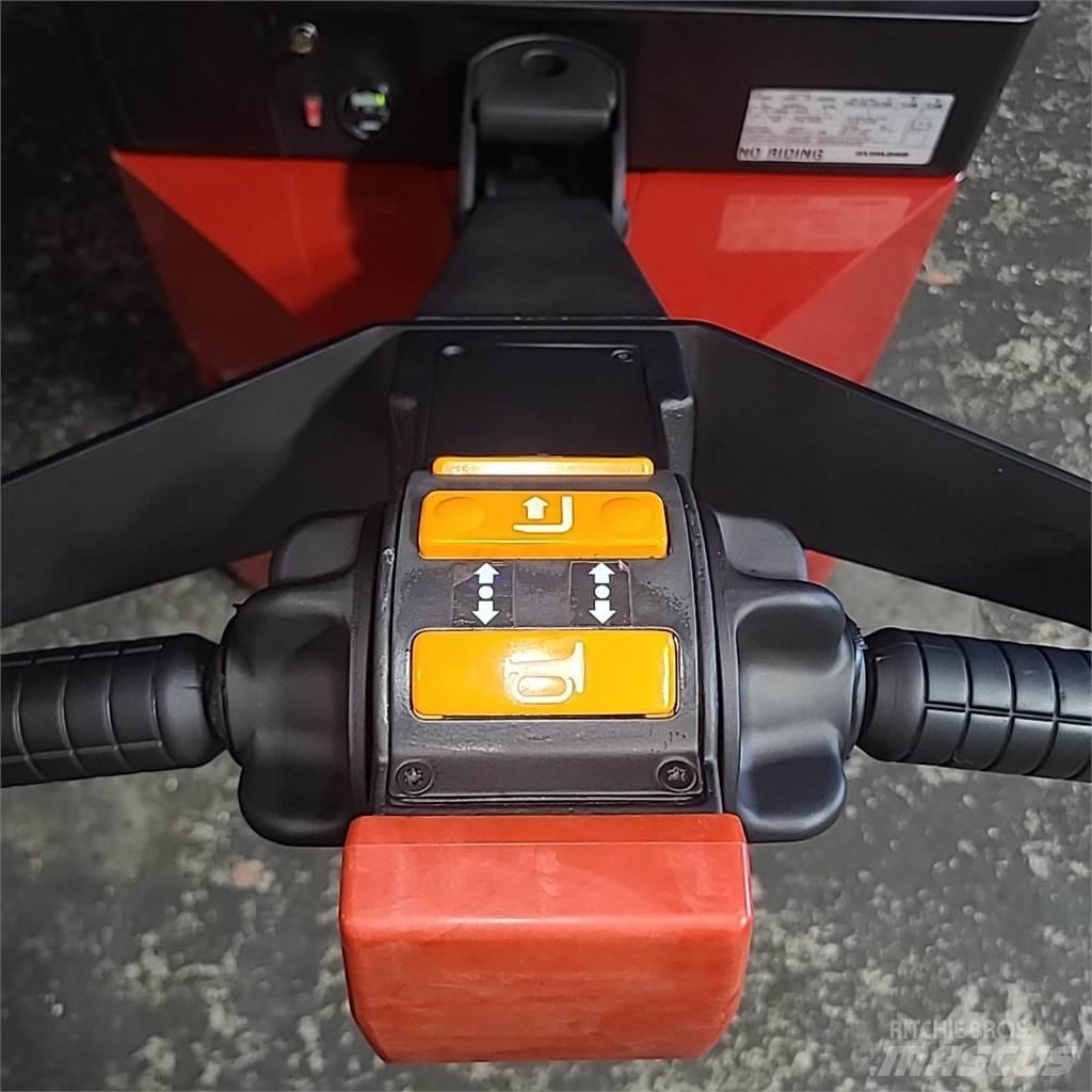 Raymond RSS40 Transpaleti autopropulsanti