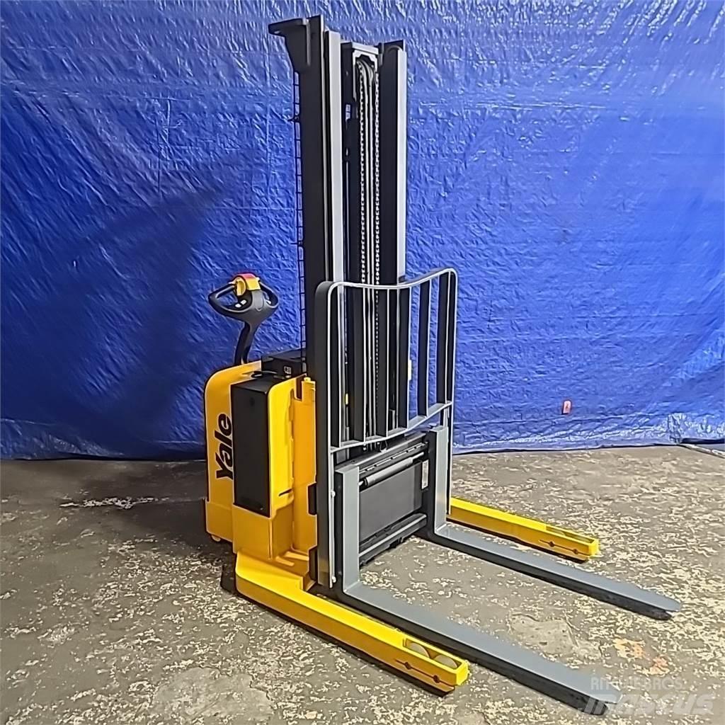 Yale MSW040 Transpaleti autopropulsanti