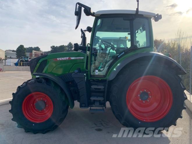 Fendt 313 Power Tractoare