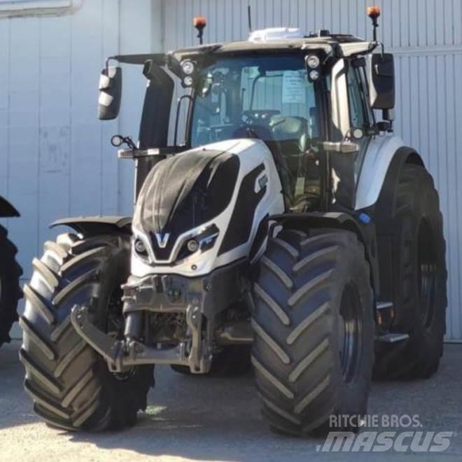 Valtra Q305 Tractoare