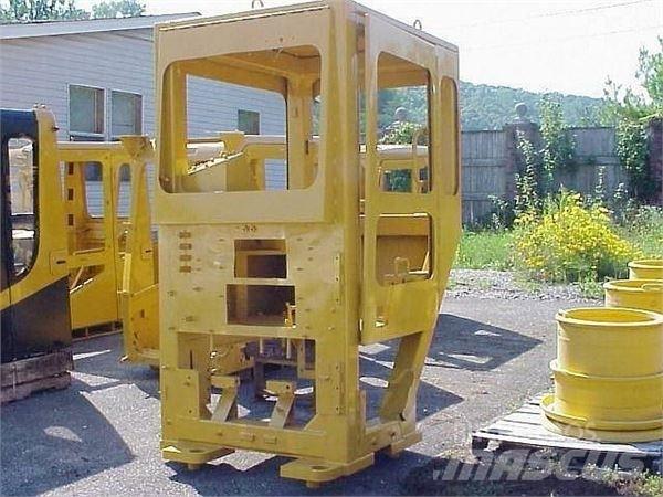CAT  Cabine si interior