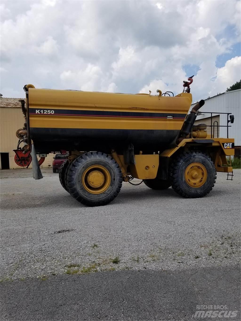 CAT 773B Cisterne