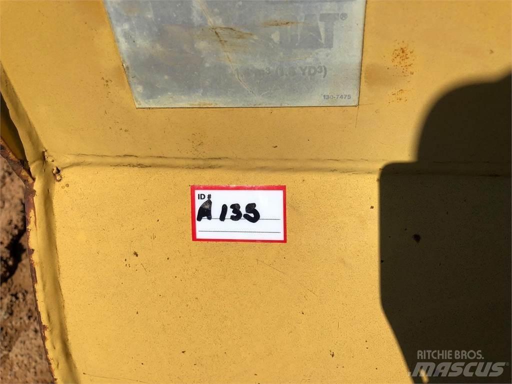 CAT  914G Pistoane