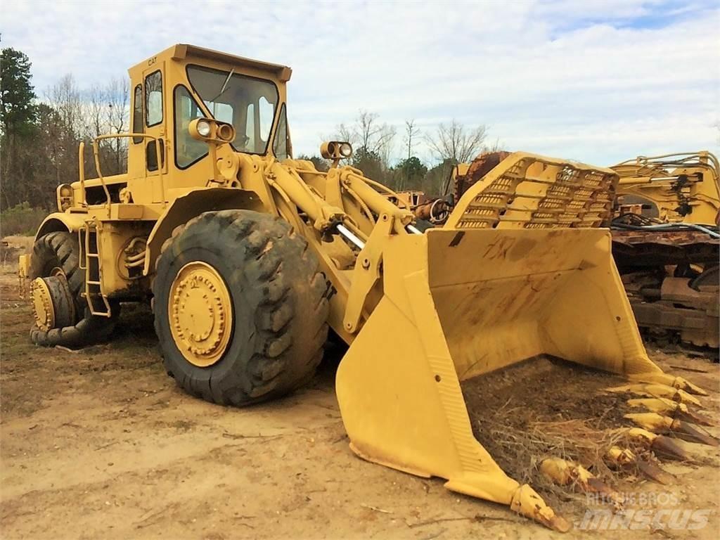 CAT 988 Incarcator pe pneuri