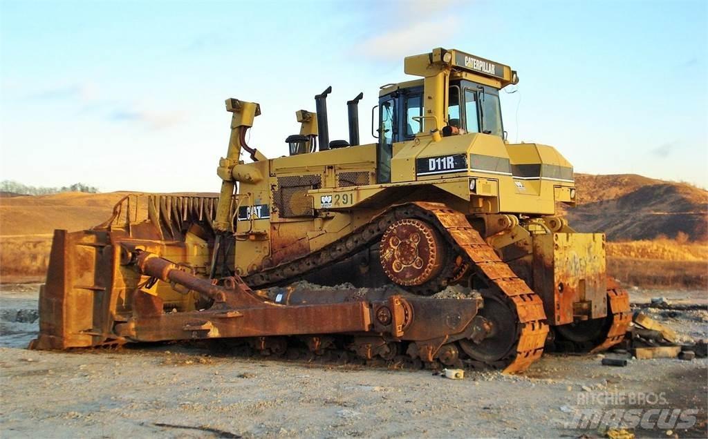 CAT D11R Buldozere pe senile