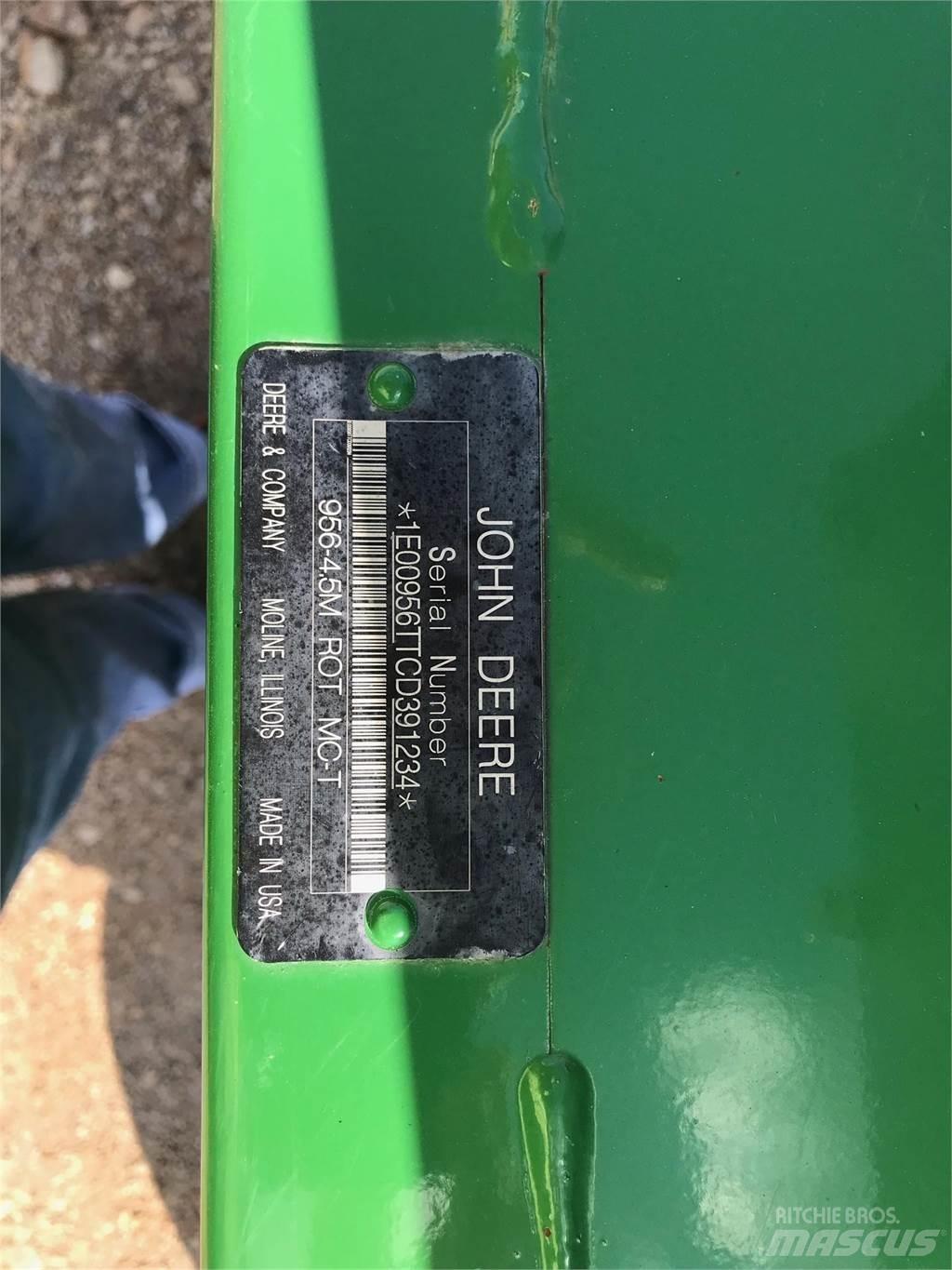 John Deere 956 Combina