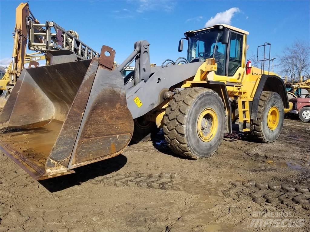 Volvo L180F Incarcator pe pneuri