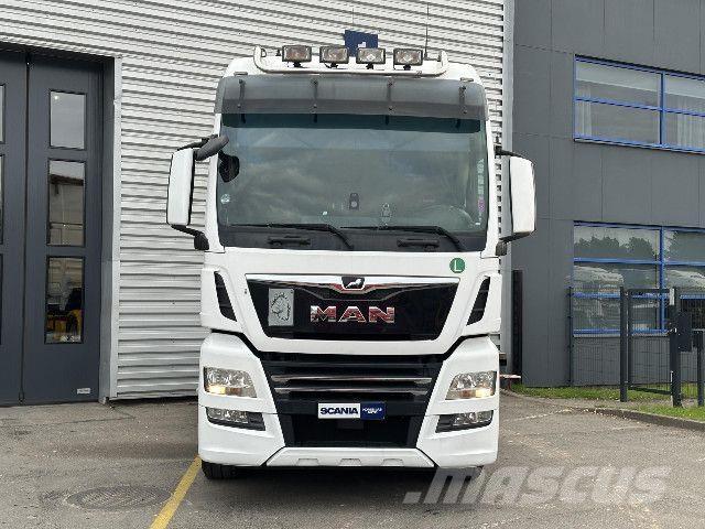 MAN TGX Autotractoare