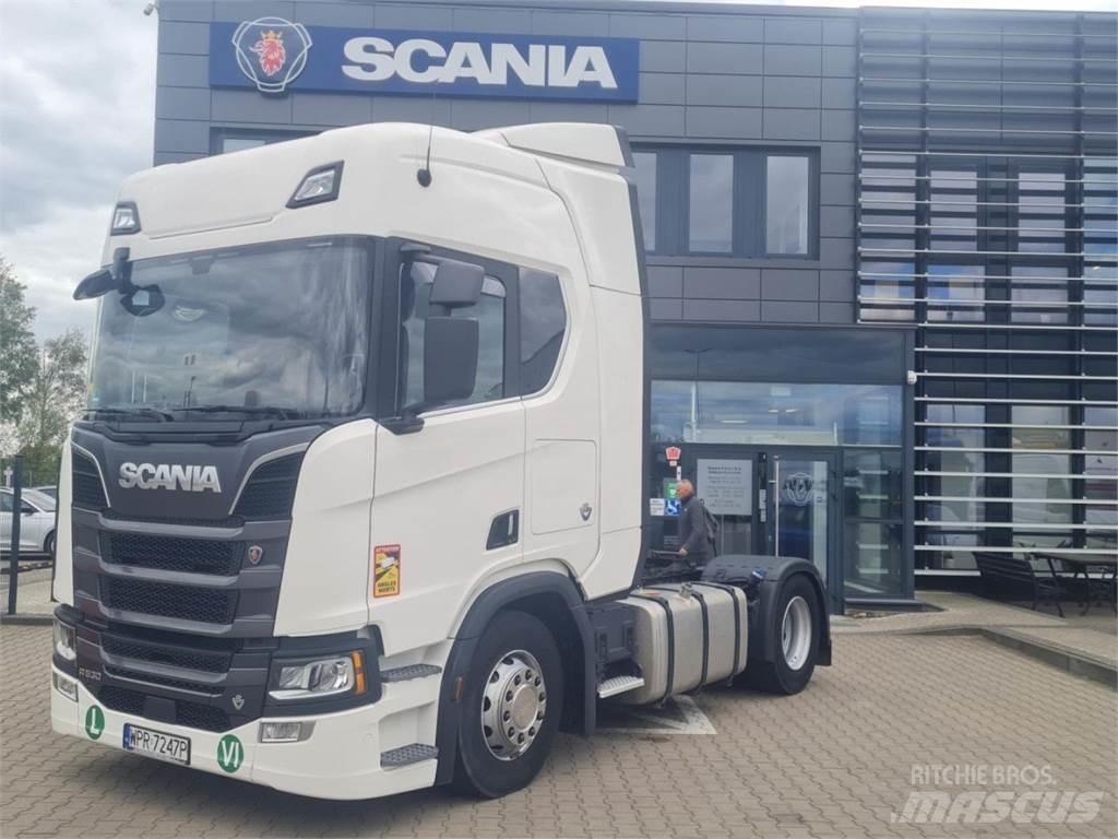 Scania R530 V8 Autotractoare