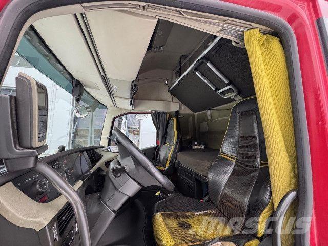 Volvo FH16 Autotractoare