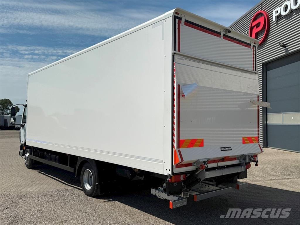 DAF XB230 med lift Autocamioane
