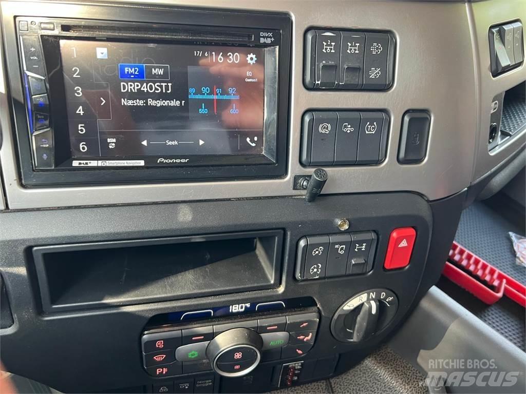 DAF CF 480 FAX 8x2*6 Camioane Demontabile