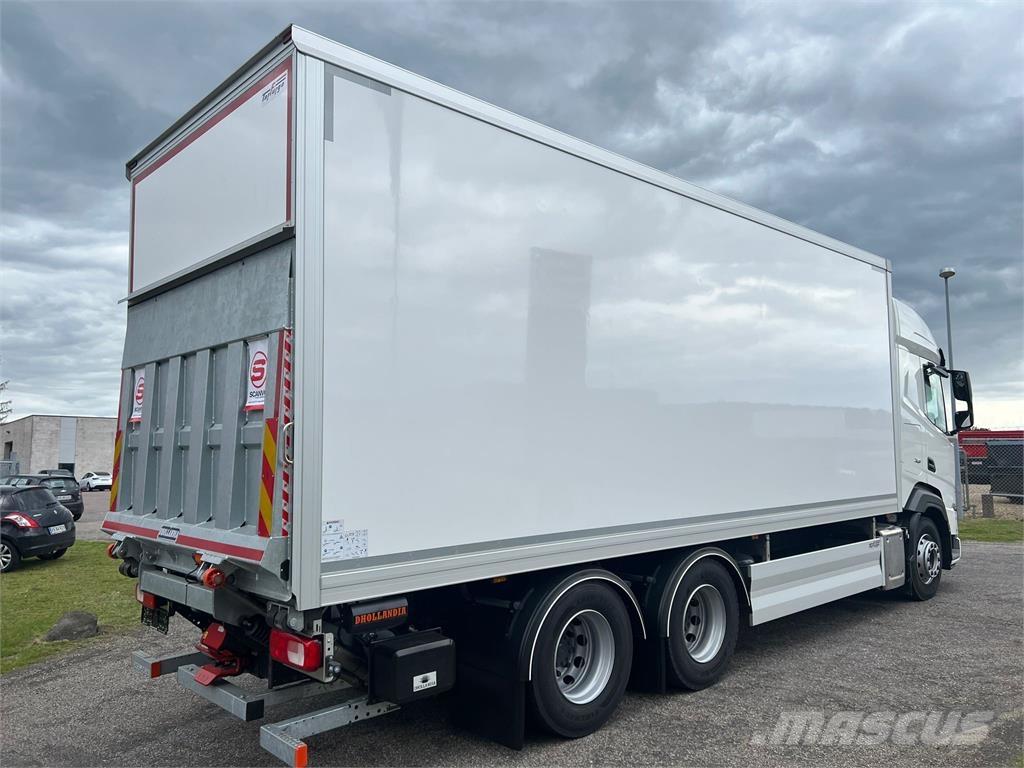DAF XF480 FAS 6x2 Autocamioane