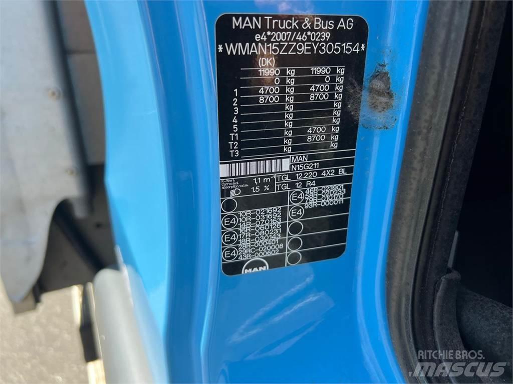 MAN TGL 12-220 BL Camion cu prelata
