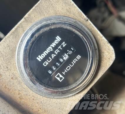 Terex RT 230 Macara teren accidentat
