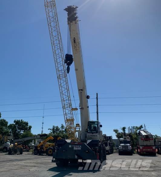 Terex RT 555 Macara teren accidentat