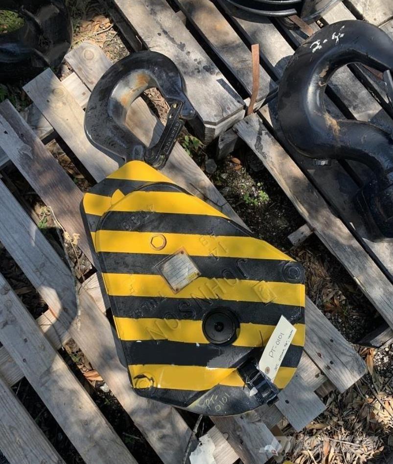  Unknown Piese si echipamente pentru macara