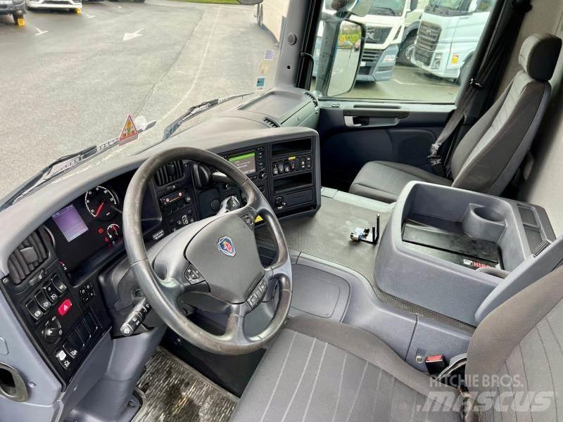 Scania P 410 Camioane cu macara
