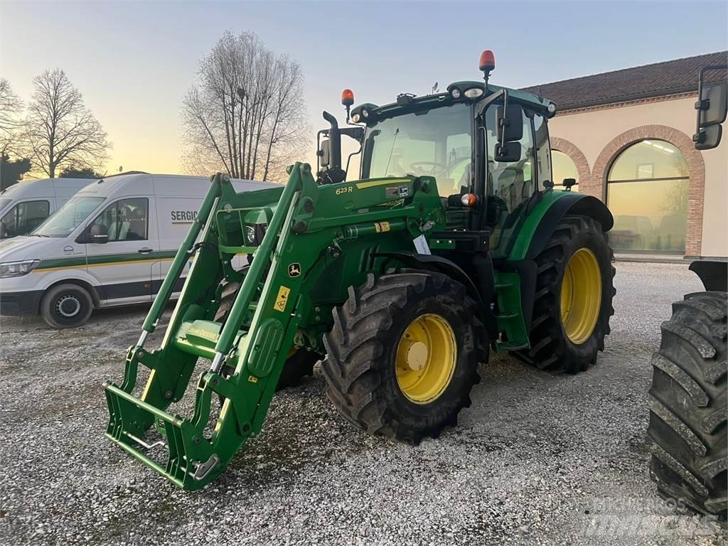 John Deere 6110 R Tractoare