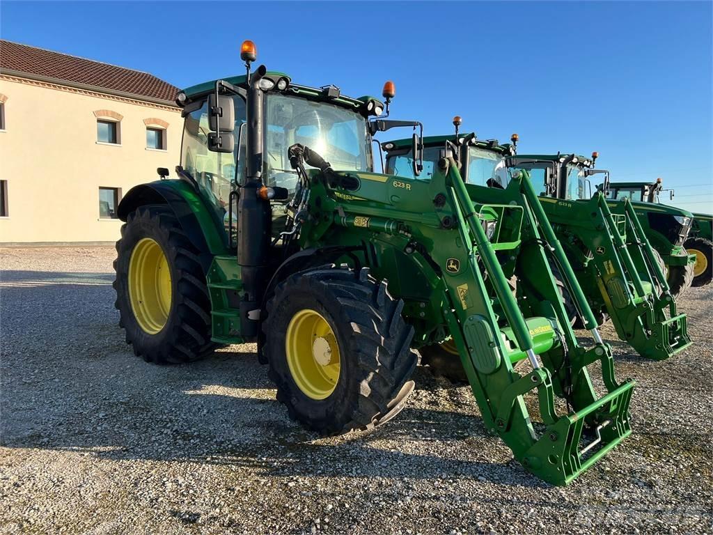 John Deere 6110 R Tractoare