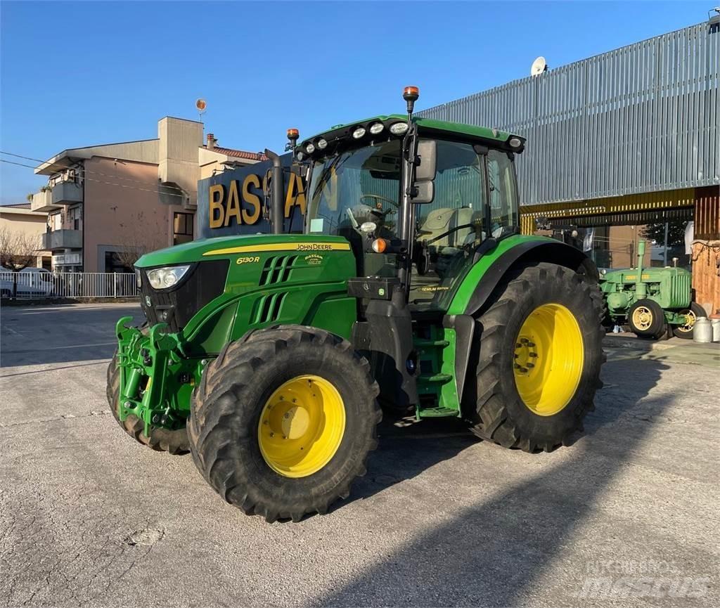 John Deere 6130 R Tractoare