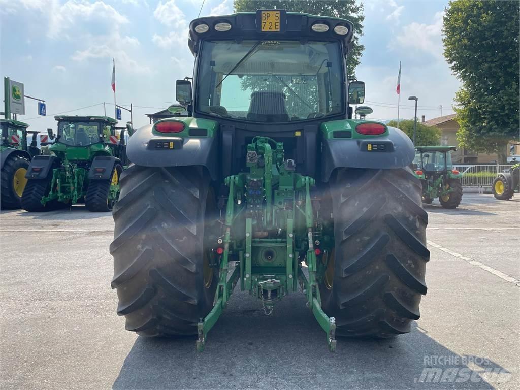 John Deere 6145 R Tractoare