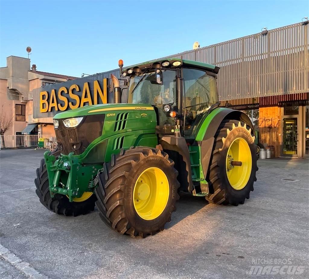 John Deere 6210 R Tractoare
