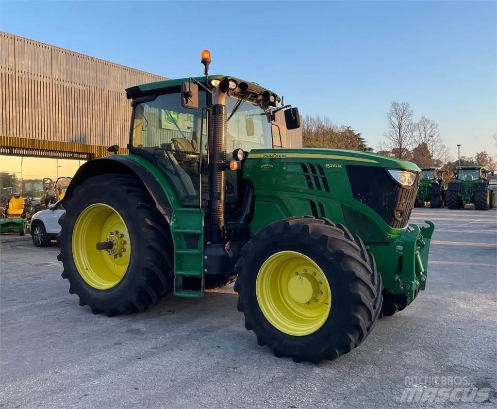 John Deere 6210 R Tractoare