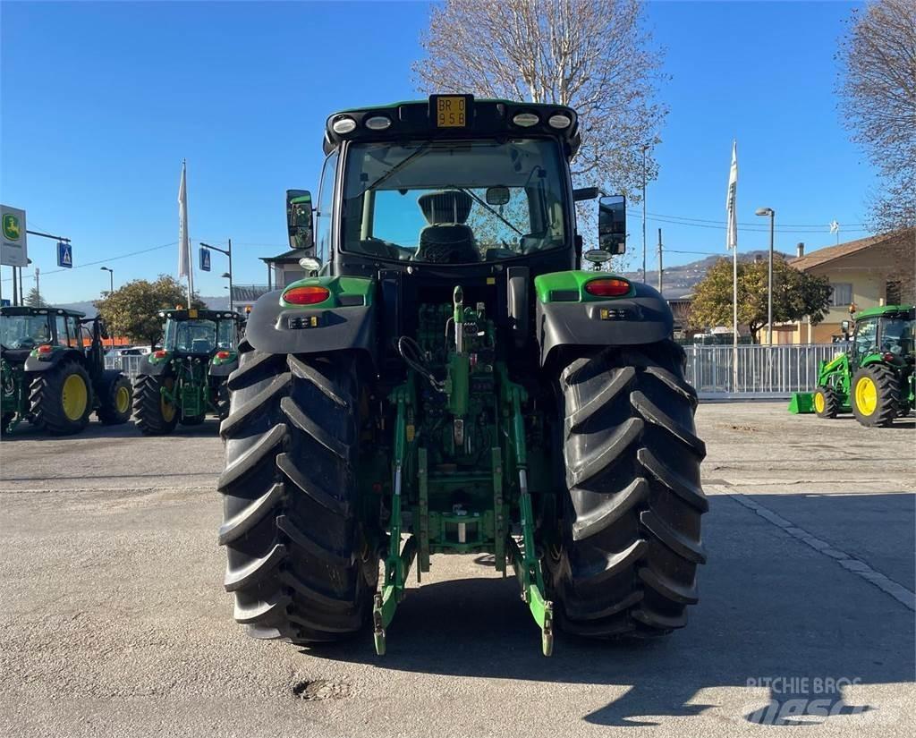 John Deere 6250 R Tractoare