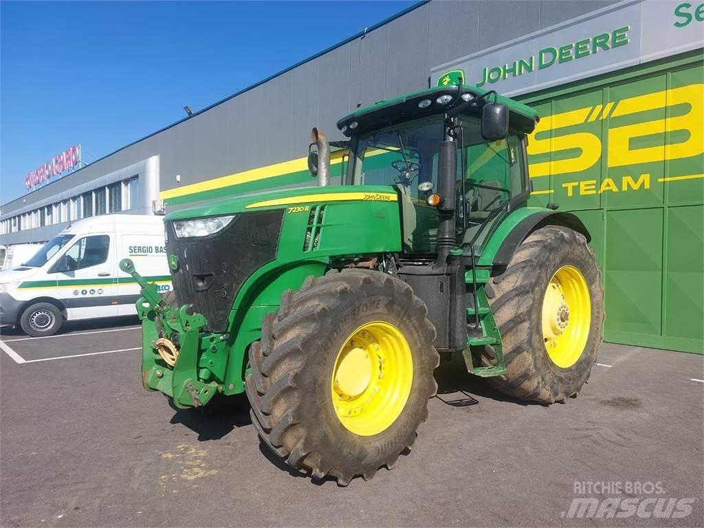 John Deere 7230 R Tractoare