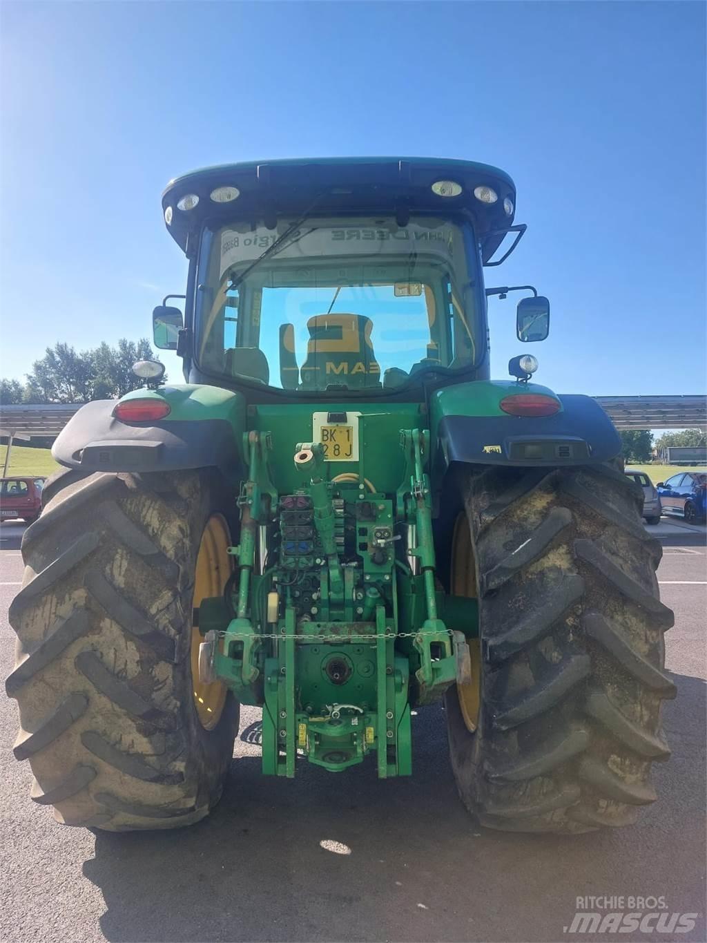 John Deere 7230 R Tractoare