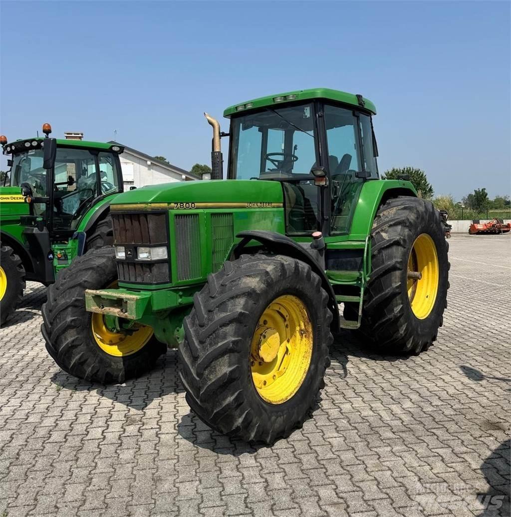 John Deere 7800 Tractoare