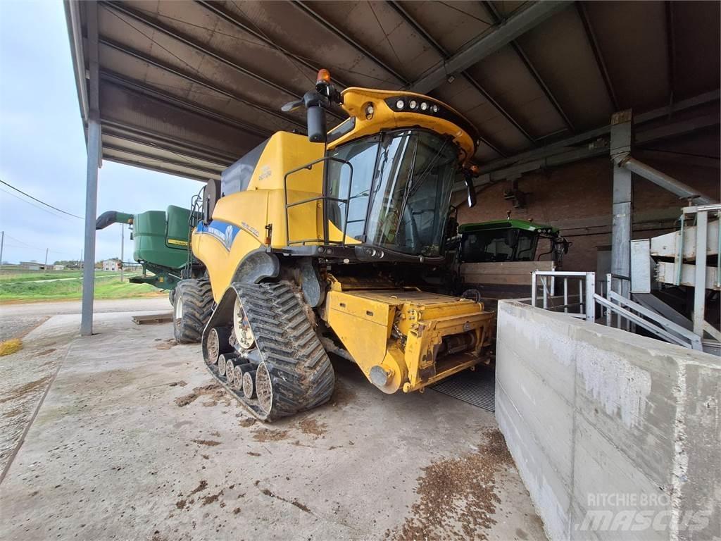 New Holland CR9.90 Combine de secerat