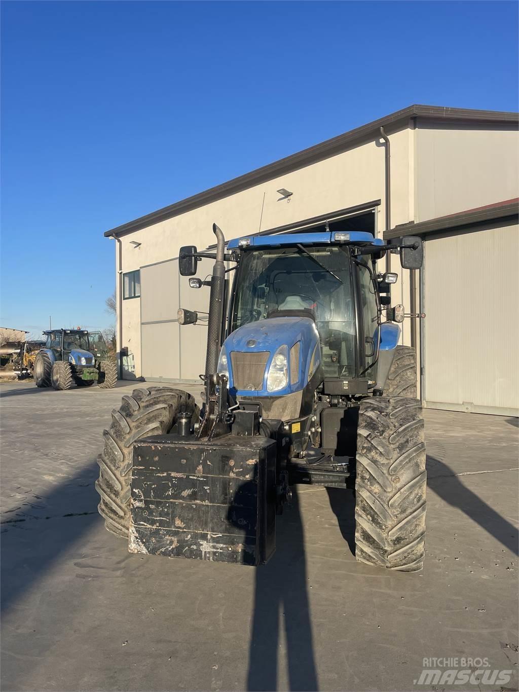 New Holland T6060 Tractoare