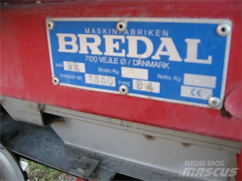 Bredal B 4 Împrastierea mineralelor