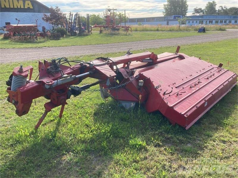 JF GX3202SM Utilaj de răvăşit fân