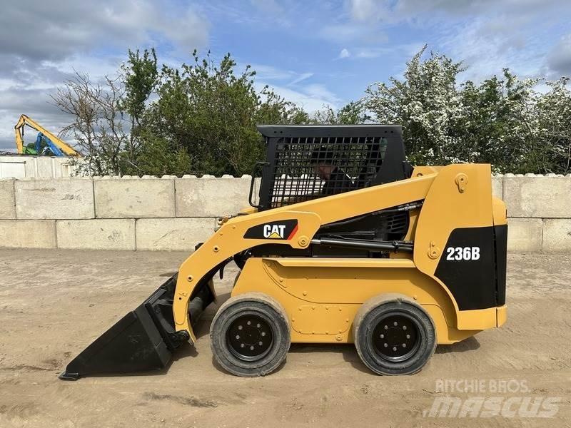 CAT 236B Utilaje construcții - Altele