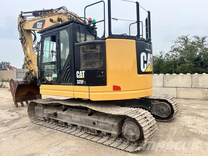 CAT 325FL Excavatoare pe șenile
