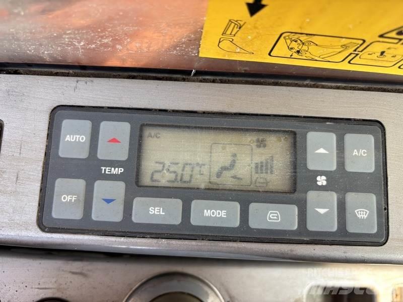 Doosan DX480LC Excavatoare pe șenile
