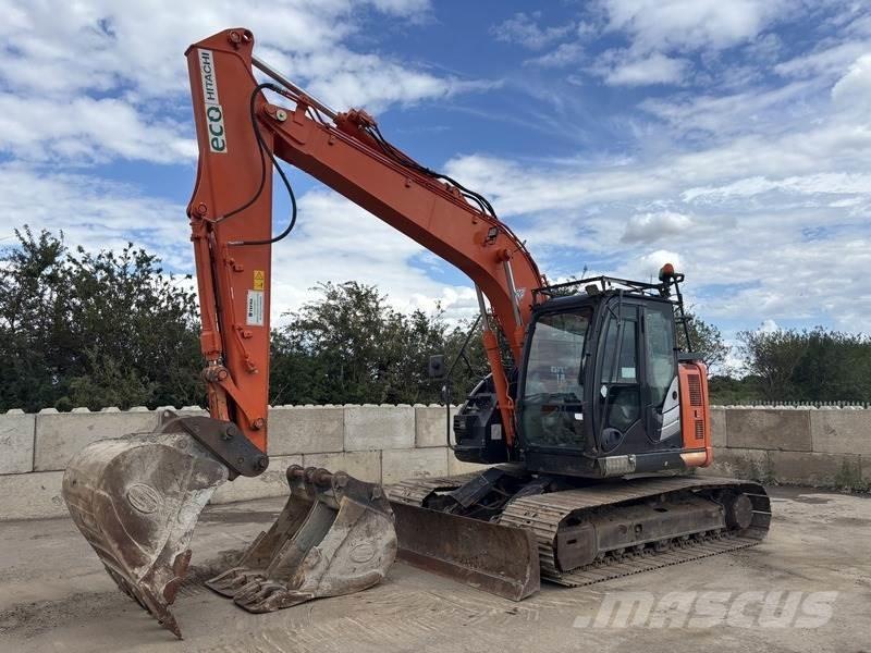 Hitachi ZX135 US-6 Excavatoare pe șenile
