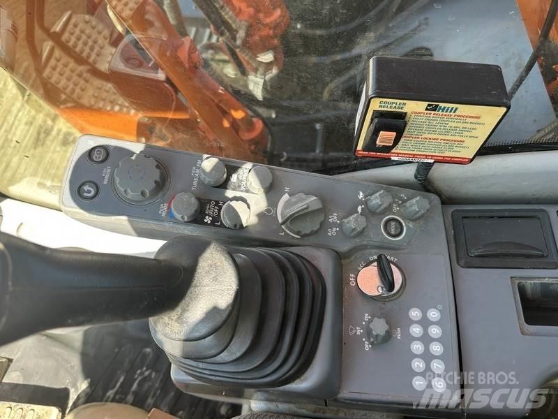 Hitachi ZX210LC-6 Excavatoare pe șenile
