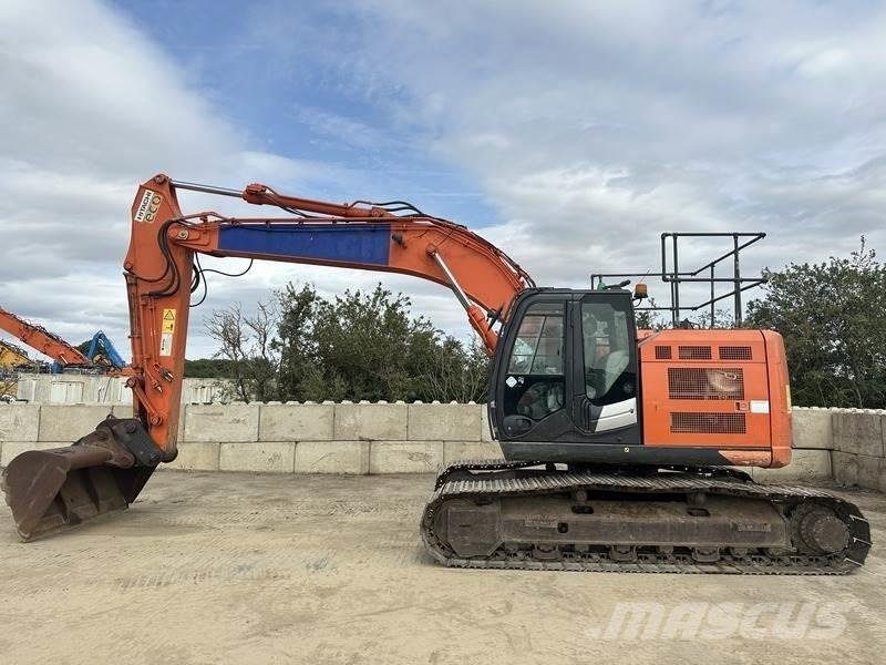 Hitachi ZX225USRLC-6 Excavatoare pe șenile
