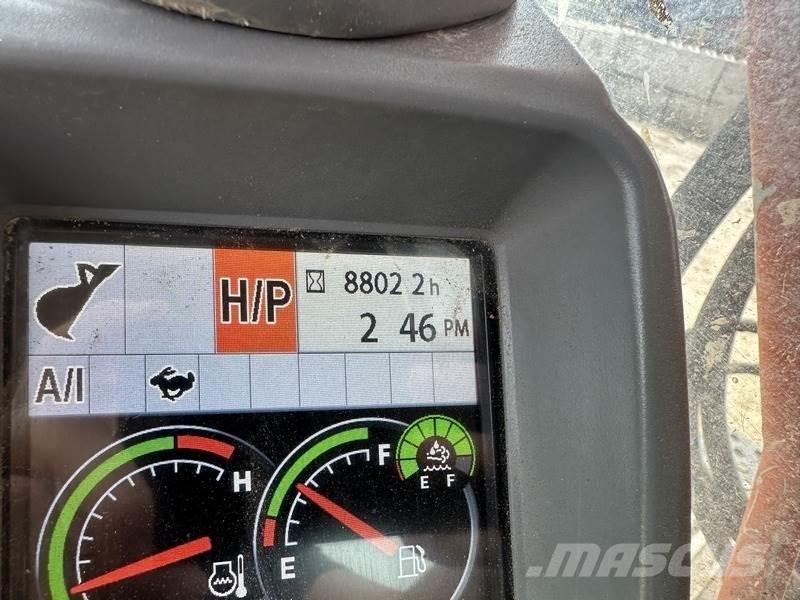 Hitachi ZX225USRLC-6 Excavatoare pe șenile

