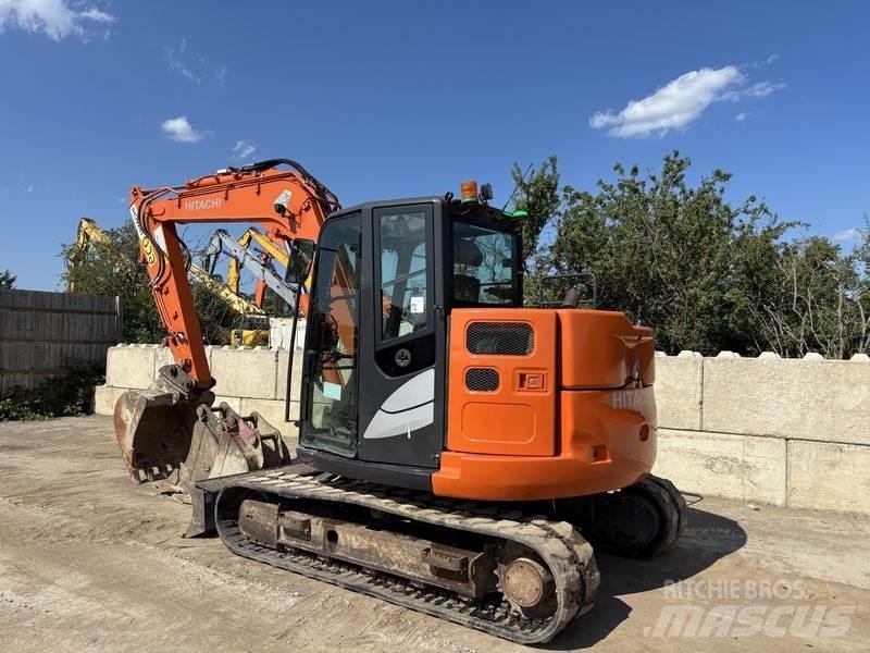 Hitachi ZX85 US-6 Excavatoare 7t - 12t